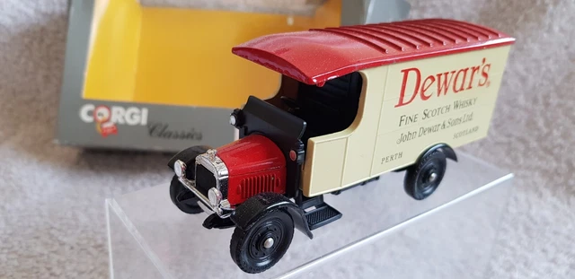 Miniature Renault 1000 kg Orangina - Corgi - Échelle 1/55 - Neuf en boîte - Collection