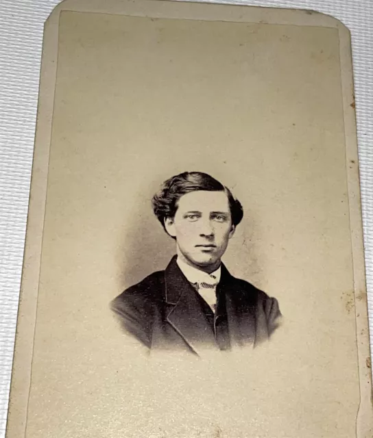 Antique American Civil War Era Young Man! Signed on Back! CDV Photo! C.1860's