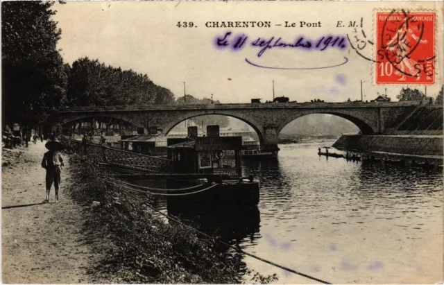 CPA AK Charenton Le Pont FRANCE (1282225)