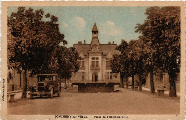 CPA JONCHERY-sur-VESLE - Place de l'Hotel de Ville (364422)