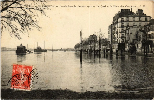 CPA AK Charenton Le Quai et la Place des Carrieres FRANCE (1282260)