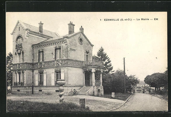CPA Ezanville, La Mairie