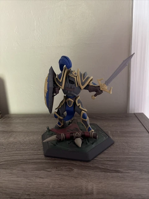 WARCRAFT HUMAN FOOTMAN Statue Blizzcon 2019 Legends Collectible