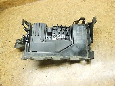 2016 Ford Fusion 2.5L 2.5 L Engine Electrical Box Fuse Relay Junction Under Hood