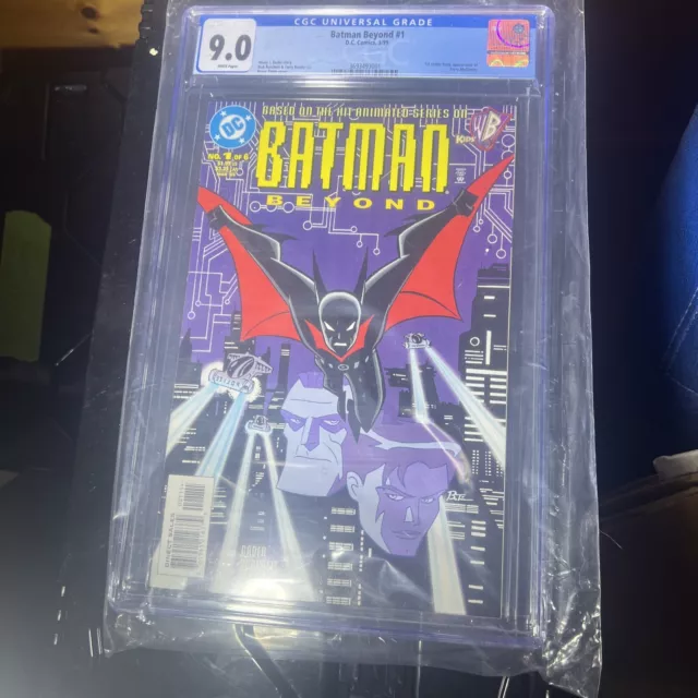 Batman Beyond #1 CGC 9.0 White Pages DC 1999 1st App Terry McGinnis 🔑