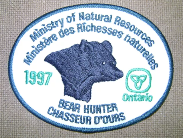 1997 Ontario Mnr Bear Hunter Patch Deer Moose Elk Hunting Fishing Conservation