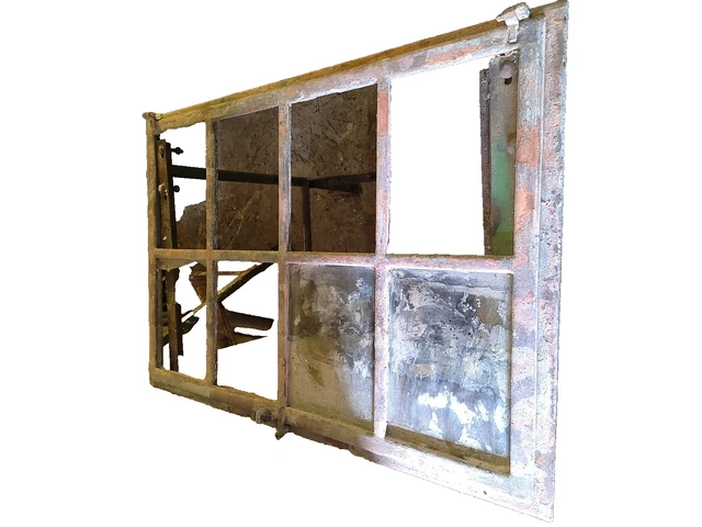 Großes Schweres Gussfenster ca. 105,5x72,5cm aus  Betrieb Fanal/ Kyffhäuserhütte