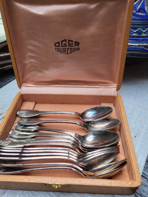 Petite cuillère en argent décorative de collection  Alsace