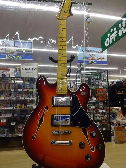Hollow Body Model No.  STARCASTER FENDER