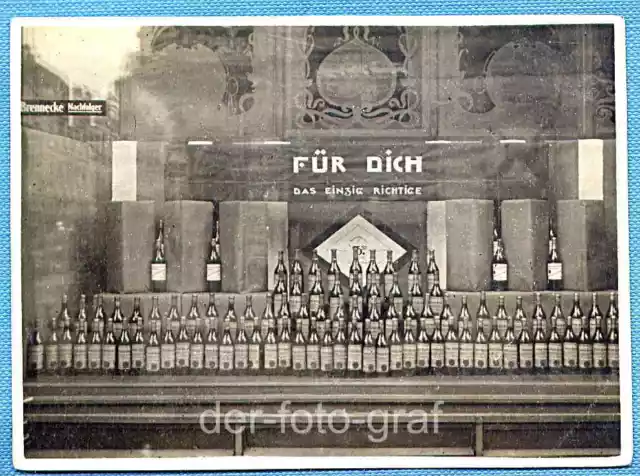 Foto, F. Brennecke, Hannover, Schaufenster mit Weinflaschen, um 1927 !!!