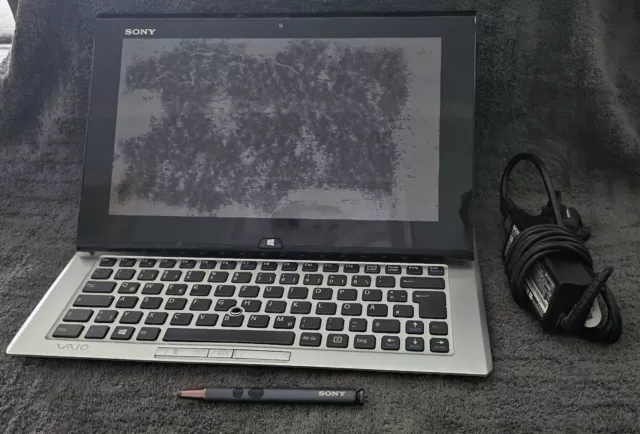 Sony Vaio duo 11 SVD1122C5E mit Stift und Zusatzakku