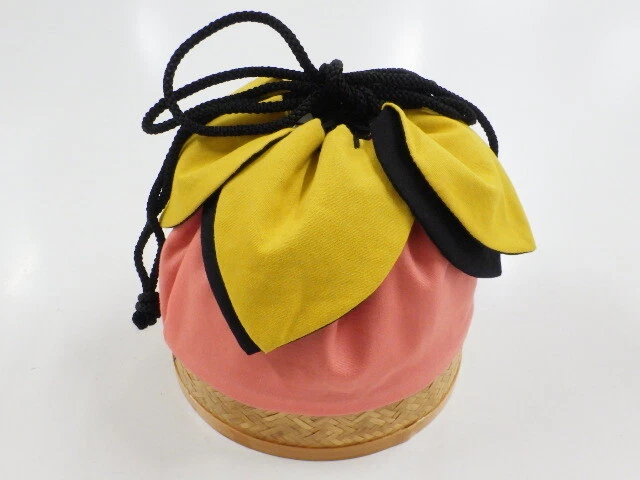 6491008: Japanese Kimono / Vintage Drawstring Bag (Bamboo Basket)