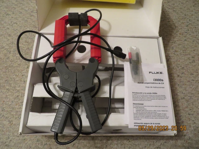 Fluke i3000S Clamp on AC Current Clamp, 3000A, CAT III, 600VAC, Fully Tested!!