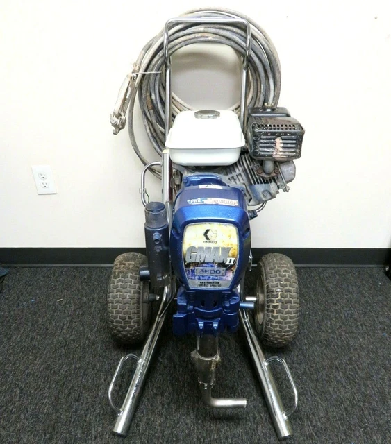 Graco GMAX II 7900 Standard Series 3300 PSI @ 2.20 GPM Gas Airless