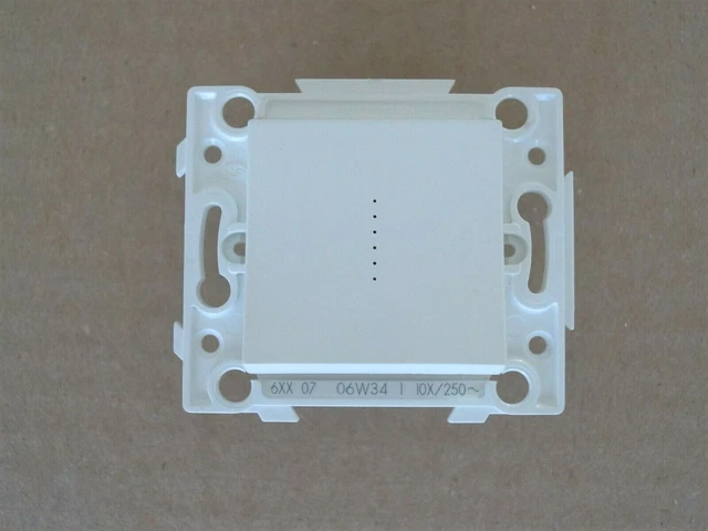 ARNOULD 60107 - Va et Vient 10A lumineux (voyant inclus) - ESPACE LUMIERE