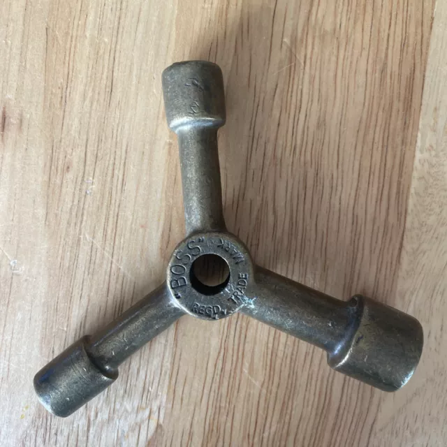 Vintage dreibeiniger Ventilschlüssel 7,5 mm/8 mm/11 mm, Boss Mark, BSS Ltd, Sanitär