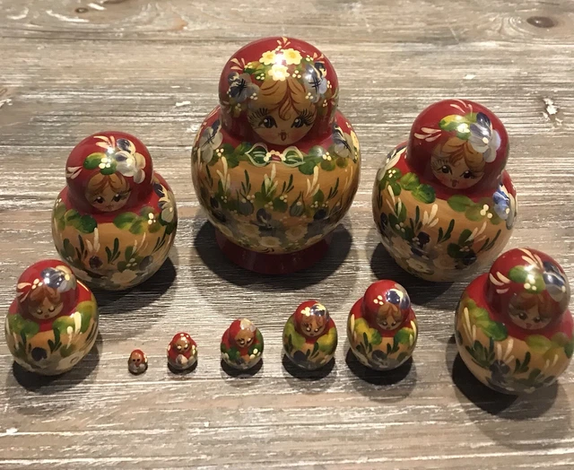 VTG AUTHENTIC Russian Wooden Nesting Dolls 10pc Artist Signed Hand