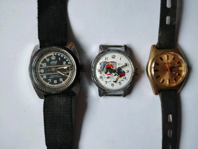 Montre Kickers Enfant Unisexe à Quartz - Cadran Blanc Avec Animation - Boîtier Gris 26mm - Occasion En Bon état - Bracelet Neuf - Résistance à L'eau 30m
