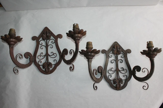 Suite de Quatre Appliques en Fer Forgé - Barrois Antiques