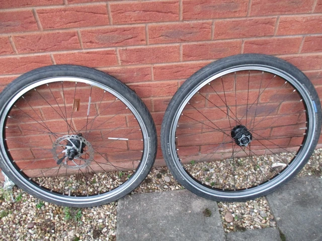 SHIMANO HUBS WEINMANN ZAC19 rims 559 disk cassette 26