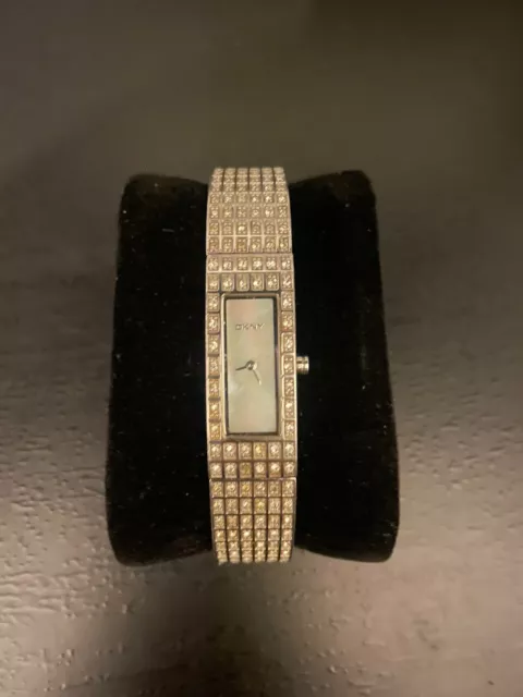 DKNY SWAROVSKI CRYSTAL Women s Watch NY3407 19.95 PicClick UK