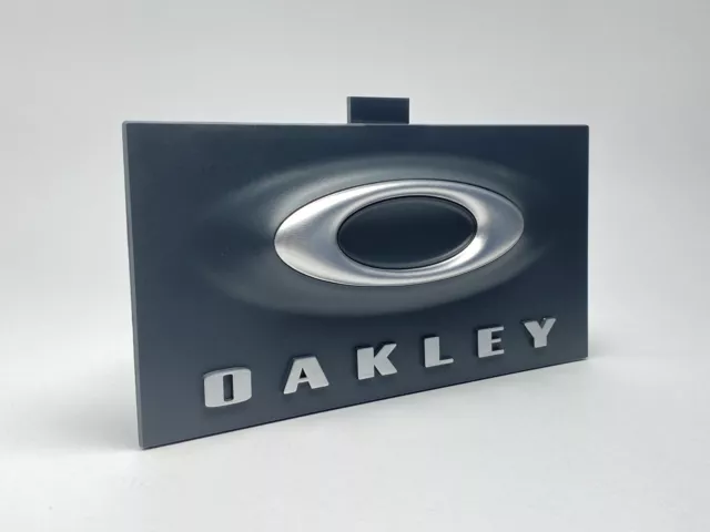 Oakley Display Plate