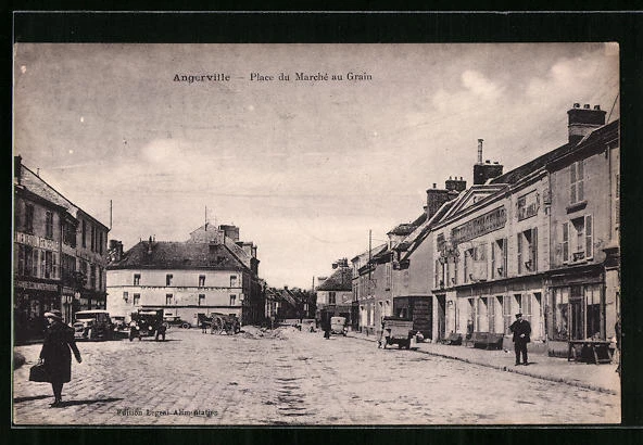 CPA Angerville, Place du Marché au Grain