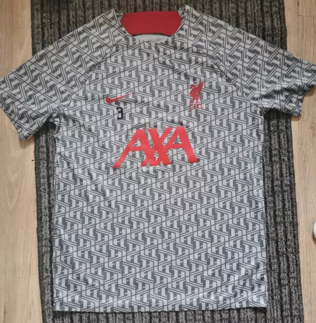 Liverpool deals silver kit