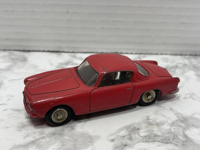 Dinky Toys F 24J Alfa Romeo 1900 Super Sprint - Échelle 1/43 - Occasion