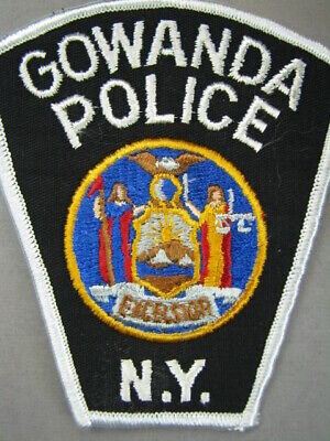 713 New York GOWANDA POLICE Patch - Erie & Cattaraugus Counties 2