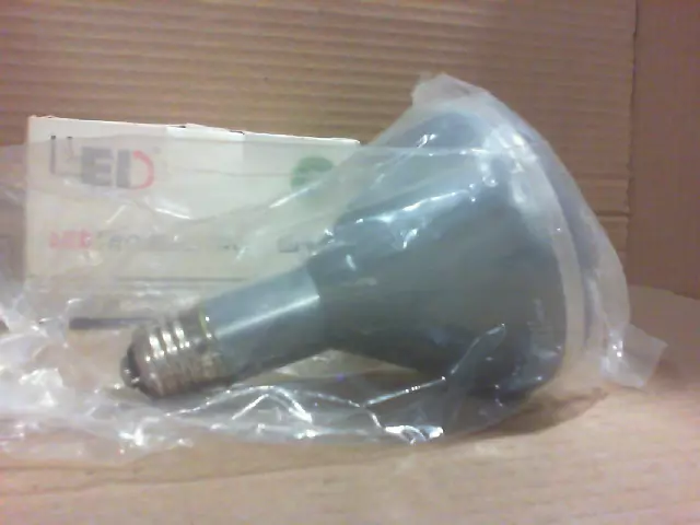 Ledtronics R30-123-0ER-120AN Lampada LED rossa 120VAC - Nuova in scatola