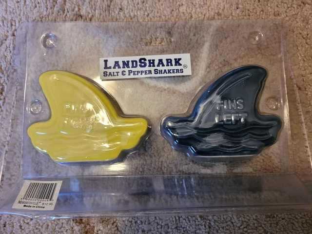 NEW Margaritaville Landshark Beer Shark Fins Left Right Salt & Pepper Shaker Set