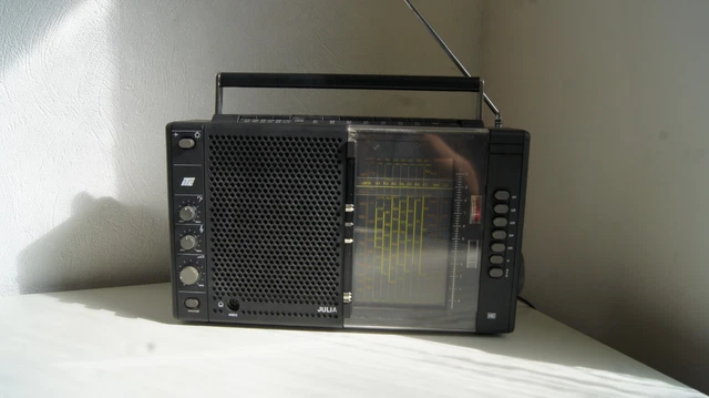 cerni boabă vază radio unitra julia stereo Faţetă dubla mă plâng