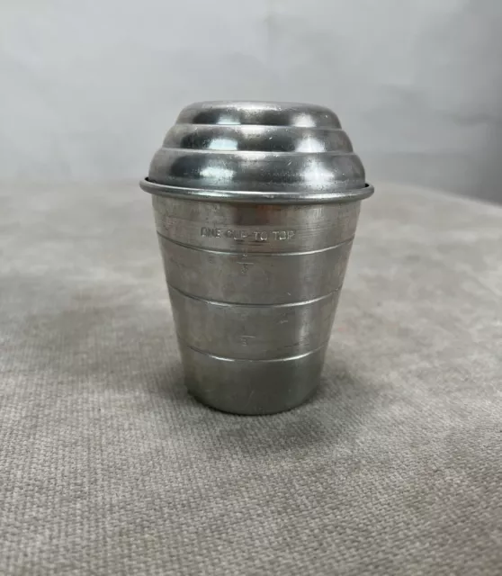 VINTAGE MIRRO MEASURING Cup Shaker with Lid 1 Cup Aluminum M 2623 $9.49 -  PicClick