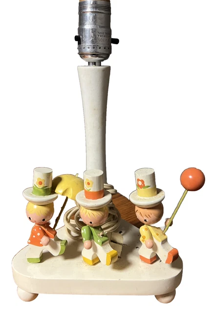 Vintage Nursery Originals Wooden Table Nursery Childrens Lamp 1978