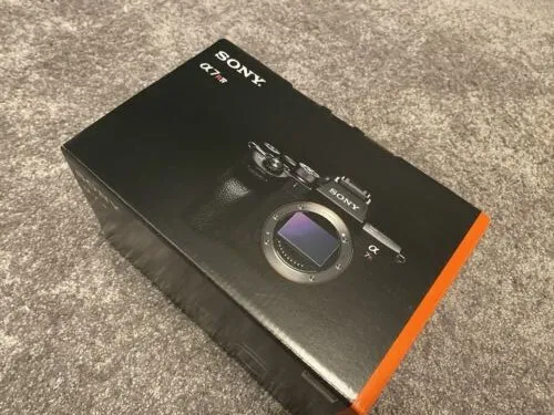 *Brand New* Sony A7R IV Full Frame 61.0MP Digital Camera - Black
