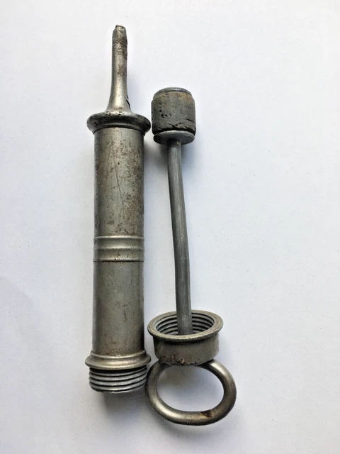 Antike Einlaufspritze - Klistier - Metall - Hausgebrauch, Medizin, Arzt 3