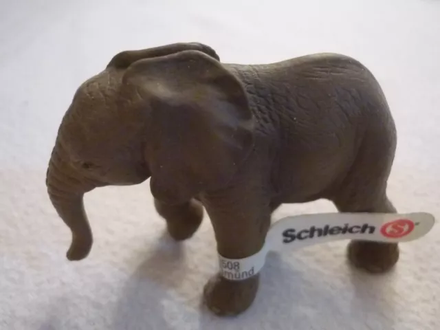 SCHLEICH® 14322 Afrikanisches Elefantenbaby Wild Life 🌞  NEU mit Fähnchen