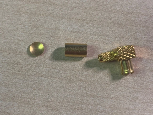 MCX Connector Plug, Male Pin 50Ohm Free Hanging (In-Line), Right Ang Lot of 4pcs