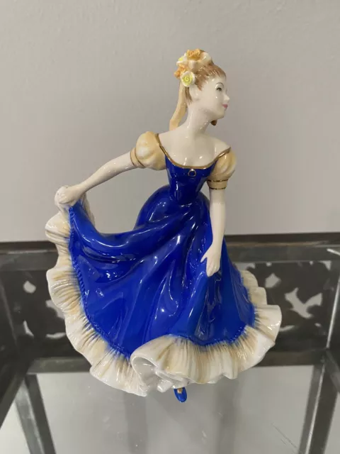 VINTAGE Royal Doulton Porcelain Figurine Lauren HN4831, England