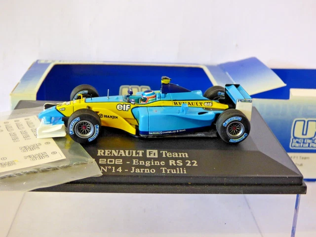 Miniature Renault F1 Team R202 RS22 - J.Trulli - Universal Hobbies 1/43