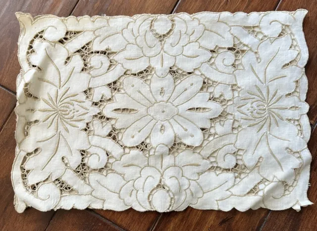 4 Pc Vintage Italian Hand Embroidered Cut Out & Openwork Placemats EXQUISITE