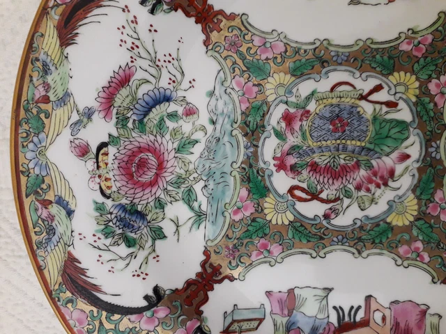 Plat porcelaine de CANTON , beau décor de personnages et fleurs ,XIX ème , 26 cm 4