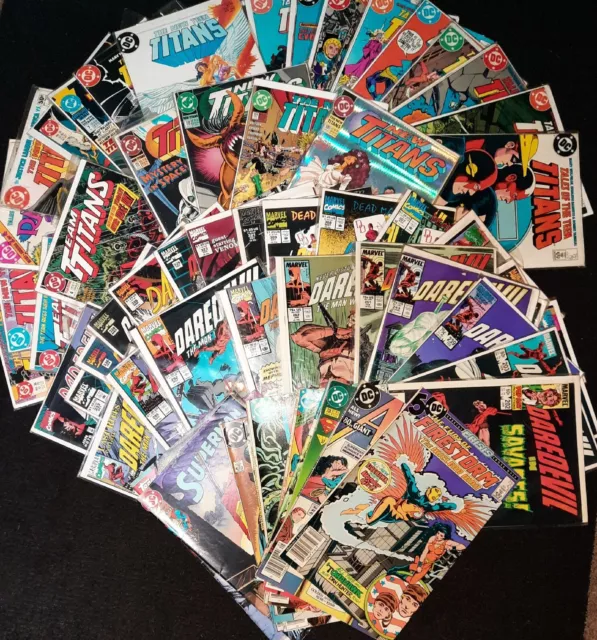 Huge Bulk Lot Marvel & DC Comic Book Books Team Teen Titans Daredevil in Sleeves