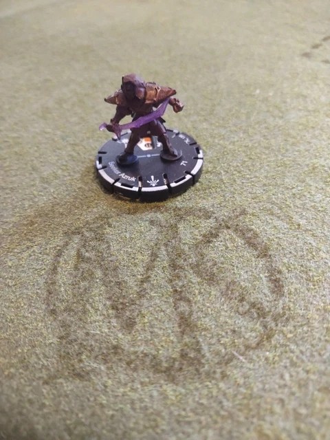 Mage Knight Sinister #098 Solonavi Striker – Miniatura WizKids Usata