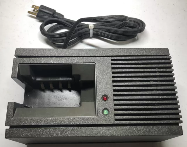 Motorola NLN8858 Rapid Battery Charger for MX Series Radio