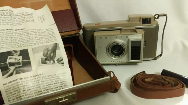 VINTAGE Polaroid J33 Electric Eye Roll Film Folding Land Camera