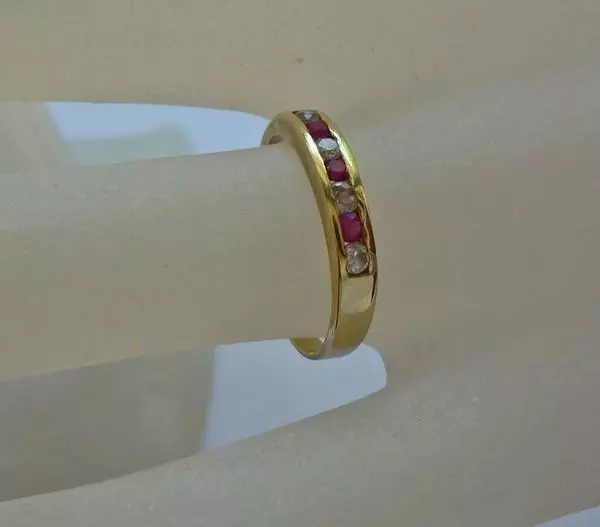 Rubinring Ring mit Rubin Brillant in aus 18kt 750 Gold Finger Damen Gr.52
