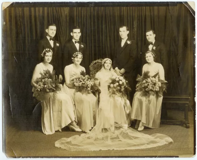 VINTAGE RARE BRIDE AND GROOM MATRIMONY: Superior Circa 1940 Wedding Group Photo