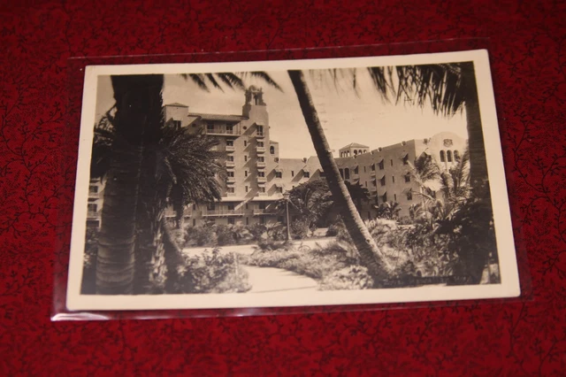 Royal Hawaiian Hotel, Honolulu Hawaii Postcard - RPPC #2 (Green 1 Cent)